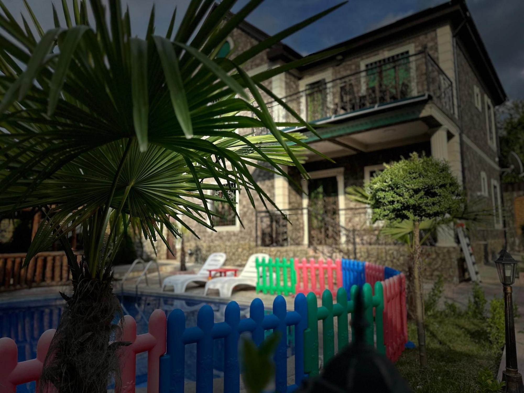 Qafqaz Modern Palace Villa *